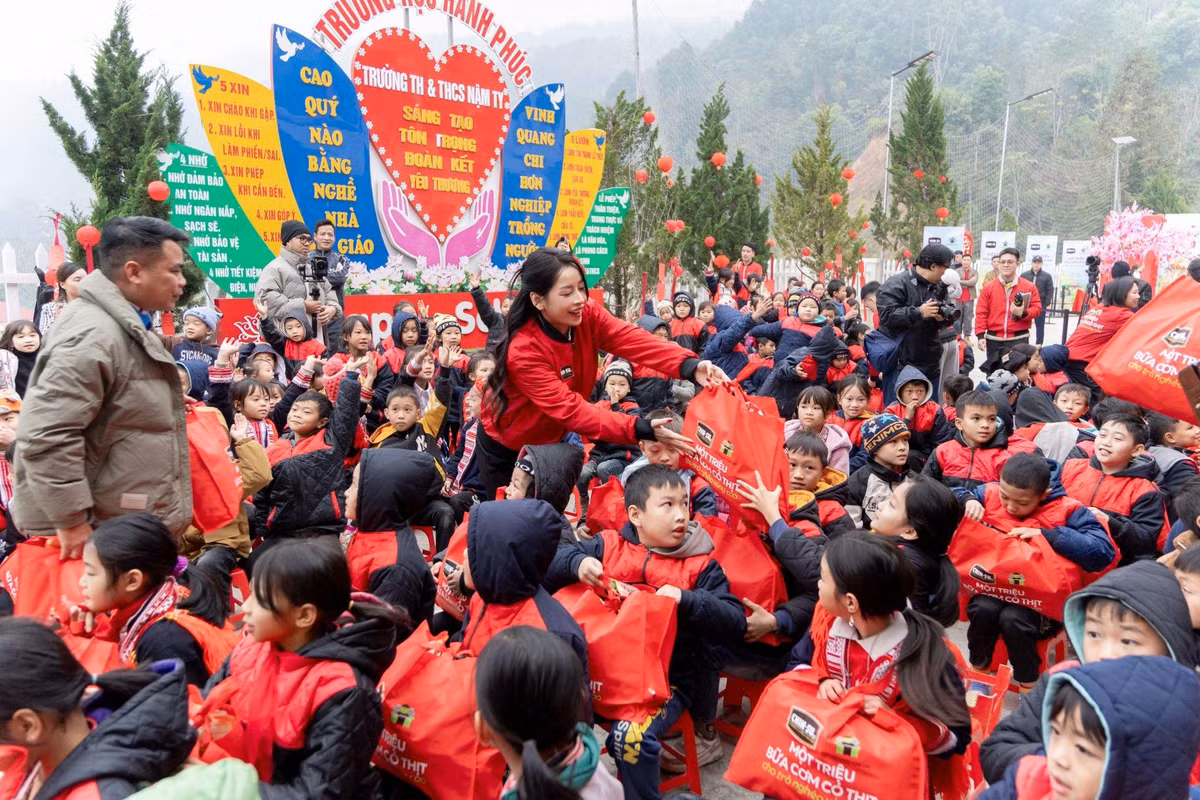 CHIN-SU mang chao thit kho trung khong lo len an Tet dac biet-Hinh-6