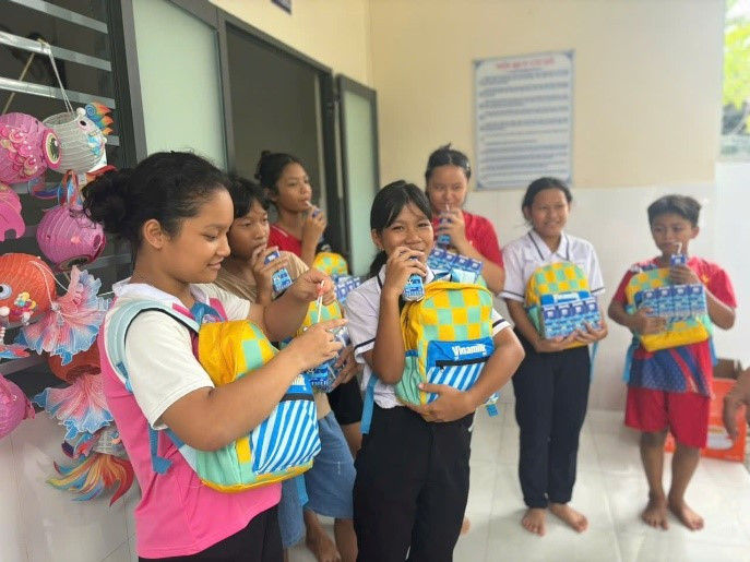 Mang Trung thu am ap den tre em moi mien-Hinh-11