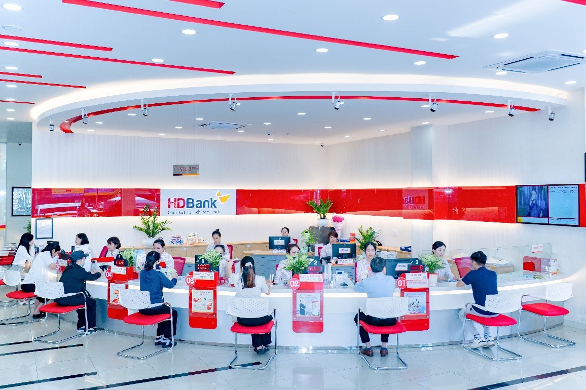 Từ sản xuất đến chuyển đổi số: HDBank đồng hành doanh nghiệp - Hình 2 Tu san xuat den chuyen doi so: HDBank dong hanh doanh nghiep-Hinh-2