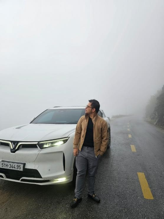 Chủ xe VF9 chia sẻ sau trải nghiệm dịch vụ VinFast - Hình 2 Chu xe VF9 chia se sau trai nghiem dich vu VinFast-Hinh-2