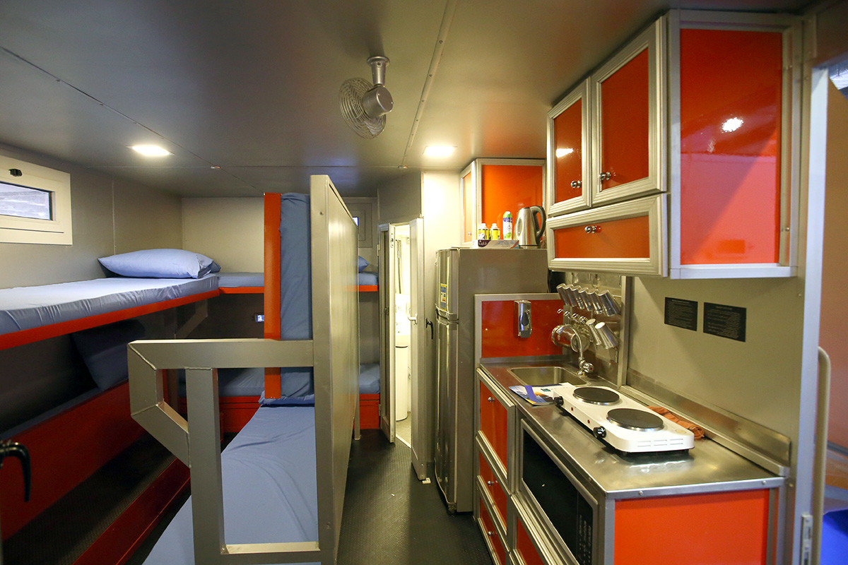 Cận cảnh không gian bên trong xe hậu cần hiện đại. Nguồn ảnh: Marina Lystseva