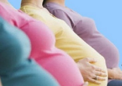 Phat hien 8 co gai tre vuot bien mang thai ho cho nguoi Trung Quoc