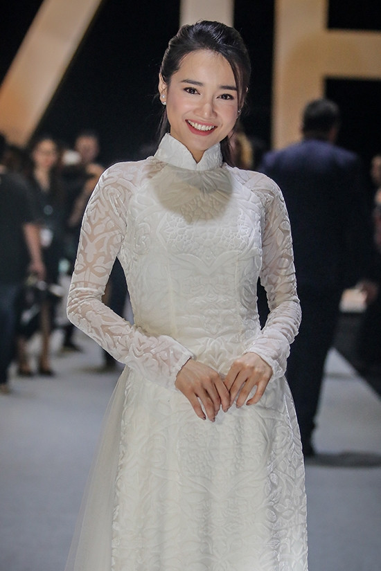 Những hình ảnh gần đây của diễn viên Nhã Phương nhận được nhiều lời khen ngợi từ công chúng.