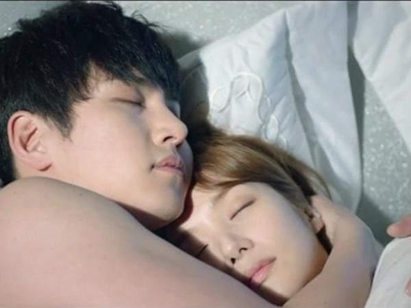 Mang thai là giai đoạn khó khăn nhất với người phụ nữ, khi đó, họ cần sự quan tâm, chăm sóc hơn bao giờ hết - Ảnh Internet