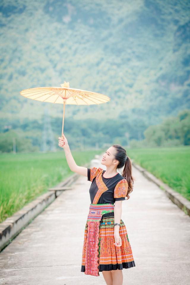 Hiện giờ nữ sinh Thu đang nằm điều trị tại bệnh viện Việt Đức (Hà Nội), dù đã qua cơn nguy kịch song sức khỏe còn rất yếu.