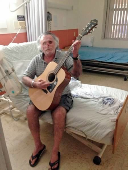 Miami, Florida. Ronald Poppo, một người đàn ông vô gia cư 65 tuổi, đã bị bị tấn công và ăn sống một cách bất ngờ bởi Rudy Eugene, một kẻ loạn trí. Trong suốt 18 phút xảy ra vụ ẩu đả, Eugene đã ăn gần hết khuôn mặt của ông Ronald khiến mặt ông chỉ còn lại xương. Dù có sự can thiệp của những người xung quanh, gã cuồng sát này vẫn chưa chịu dừng lại. Chỉ khi cảnh sát Miami tới và bắn chết Eugene, hắn mới ngừng ăn thịt nạn nhân.