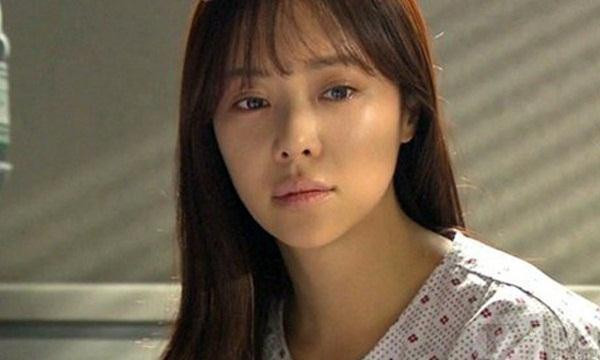 Vua thoat chet TNGT, vo muon xuong dia nguc luon sau cau noi cua chong