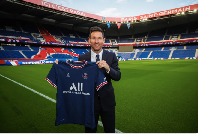 Thu nhap cua Messi duoc tra mot phan bang tien dien tu