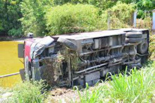 Nhung vu tai nan giao thong tham khoc tuan qua