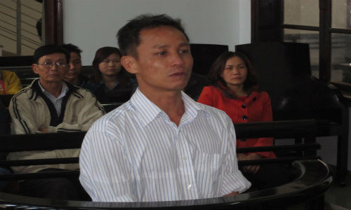 Chi vo quyet doi em re boi thuong tien sua nguc