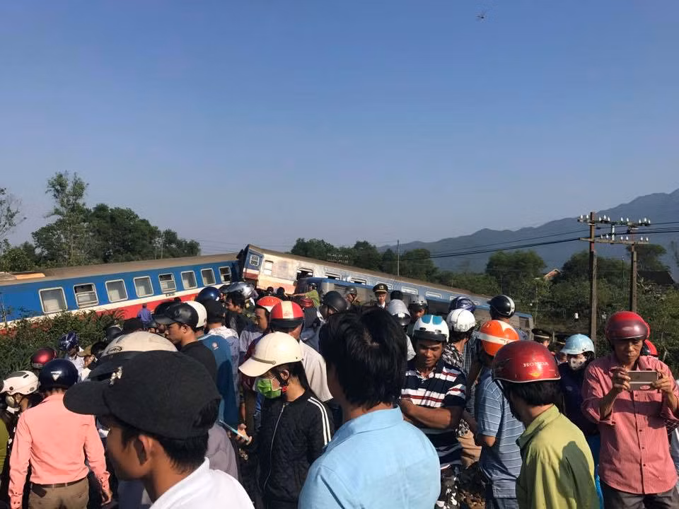 Diem lai nhung vu tau hoa dam o to chet nguoi tham khoc