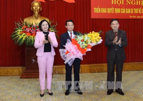 Thu truong Xay dung giu chuc Pho bi thu Tinh uy Yen Bai-Hinh-2