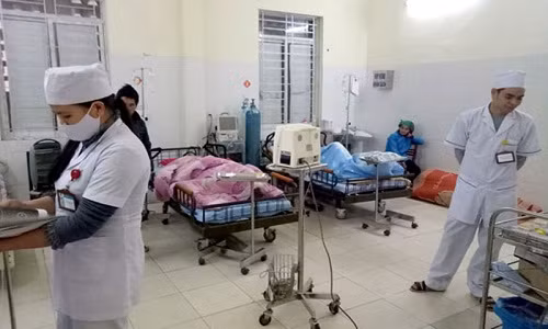 Hon 80 nguoi ngo doc o Ha Giang: do nam tu Trung Quoc?