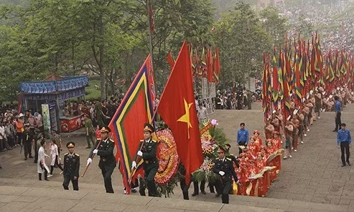 Dip Gio To Hung Vuong, 30/4 va 1/5 nghi may ngay?