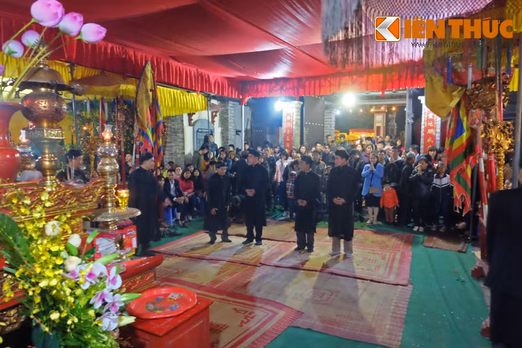 Lễ rước ông Lợn thu hút nhiều người đến chiêm ngưỡng vì nét độc đáo và những ý nghĩa văn hóa tinh thần sâu sắc.