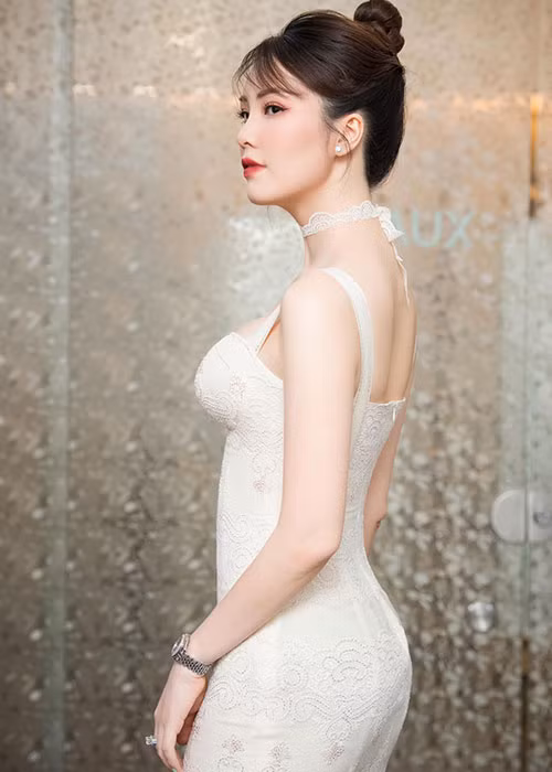 Cách đây 12 năm, Thụy Vân giành được danh hiệu Á hậu 2 cuộc thi Hoa hậu Việt Nam.