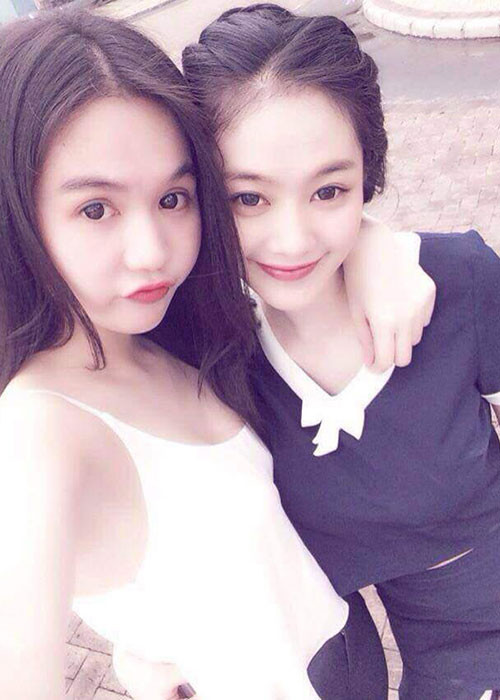 Linh Chi cho biết, cô luôn được Ngọc Trinh bảo vệ, dẫn dắt và dành cho một vị trí quan trọng.