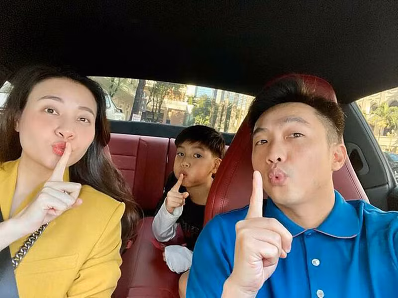 Nhờ sự chăm sóc của Đàm Thu Trang, Cường Đô la ngày càng phong độ.