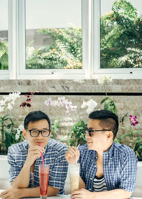 Mới đây, sinh nhật Adrian Anh Tuấn, Sơn Đoàn gửi lời chúc và cảm ơn tình yêu lẫn sự kiên nhẫn của Adrian Anh Tuấn.