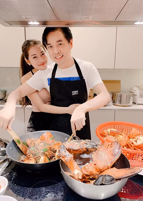 Dương Khắc Linh nhận mình là một người vô cùng chiều chuộng vợ. Chỉ cần Ngọc Duyên thích thì nam nhạc sĩ đều cố gắng thực hiện.