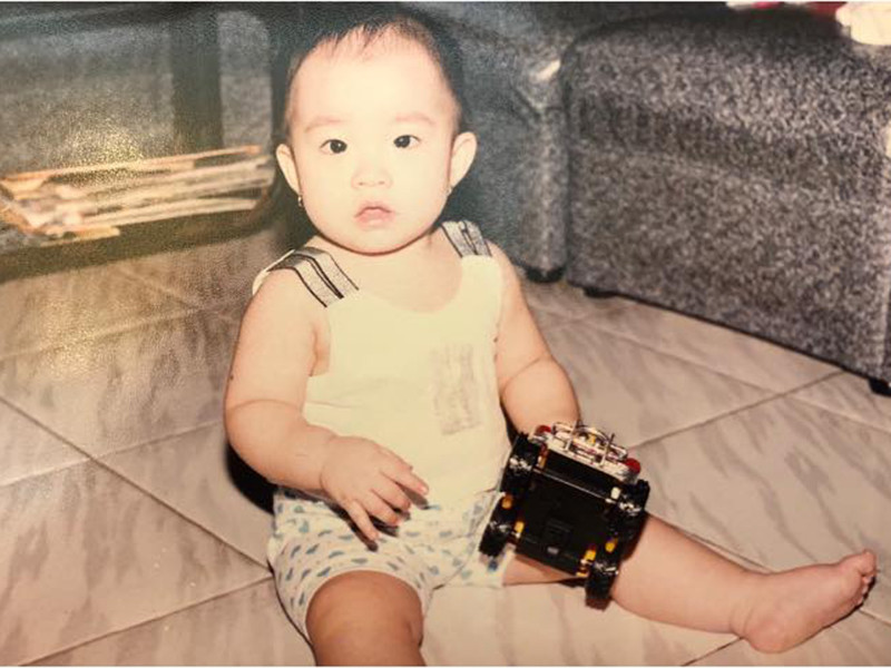 "Bảo béo chưa bao giờ là nàng công chúa nhung lụa, thơ ấu của bạn ấy không tồn tại con búp bê nào. Bạn không thích búp bê. Mẹ cho con nào bạn vứt luôn tức khắc", Hiền Thục cho biết.