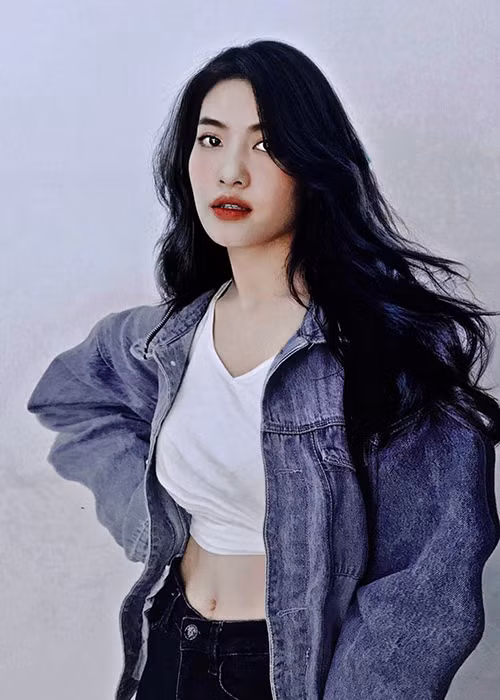 Trong buổi ra mắt phim, Thúy Nga gửi lời cảm ơn đạo diễn Lưu Trọng Ninh đã tạo cơ hội cho cô được làm việc chung với các diễn viên có nhiều năm kinh nghiệm trong nghề.