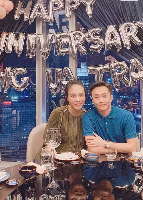 Gần đây, Đàm Thu Trang và Cường Đô la kỷ niệm 1 năm làm đám cưới khi cựu người mẫu chuẩn bị lâm bồn.