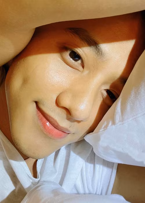 Nụ cười đốn tim fan nữ của nam diễn viên "Chị trợ lý của anh".