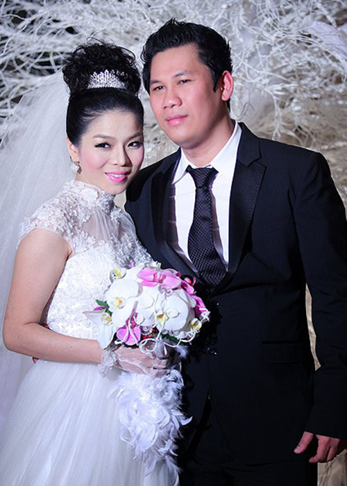 Hôn nhân của Lệ Quyên và Đức Huy đến nay đã kéo dài được 9 năm. Phía Đức Huy cho biết, anh và Lệ Quyên chưa ly hôn. Tuy nhiên, việc gần như không xuất hiện bên nhau khiến cả hai vẫn bị nghi tình cảm rạn nứt. Ảnh: Vietnamnet