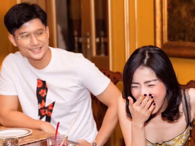 Sau ồn ào, cô lần đầu lộ diện bên Lâm Bảo Châu. Ảnh: Vietnamnet