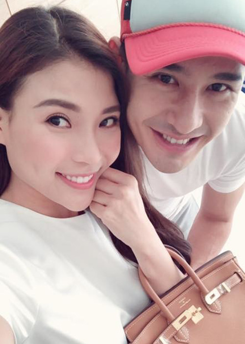 Lương Thế Thành nổi tiếng chiều chuộng Thúy Diễm. Nam diễn viên không tiếc tiền tậu xe, mua hàng hiệu cho bà xã.