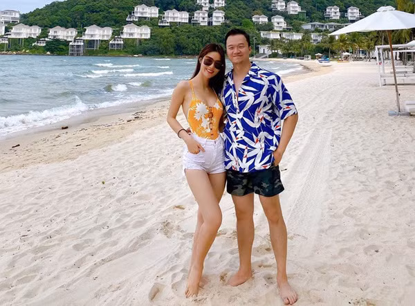 Về đời tư, tháng 3/2018, Diễm My 9X thừa nhận hẹn hò doanh nhân Việt kiều Vinh Nguyễn. Họ thường có những chuyến nghỉ dưỡng cùng nhau.