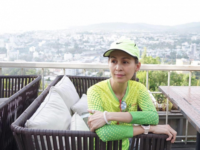 Nhiều sao Việt khác cũng bị Lương Hoàng Anh “đụng chạm” như: Ngọc Trinh, Thu Trang, Đỗ Mạnh Cường, Jennifer Phạm, Tăng Thanh Hà, Đức Tuấn.