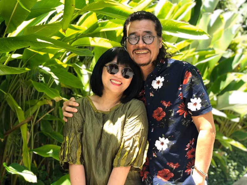 Hình ảnh tình tứ của cặp đôi khiến không ít người phải ghen tỵ.