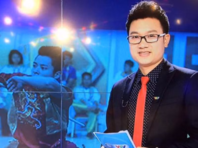 BTV Minh Tiệp từng bị em vợ - T.D tố bạo hành. Trả lời báo chí, Minh Tiệp thừa nhận có "động tay động chân" khi thấy em vợ dùng kéo dọa vợ con mình.