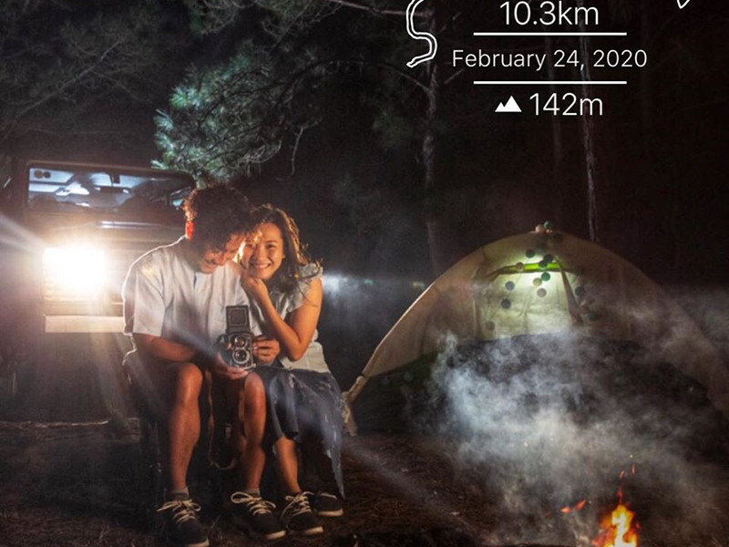 Cặp đôi dành thời gian đi du lịch trong nước và ngoài nước sau khi về chung một nhà.