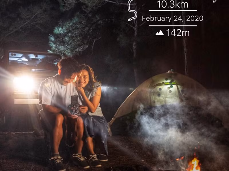 Cặp đôi dành thời gian đi du lịch trong nước và ngoài nước sau khi về chung một nhà.