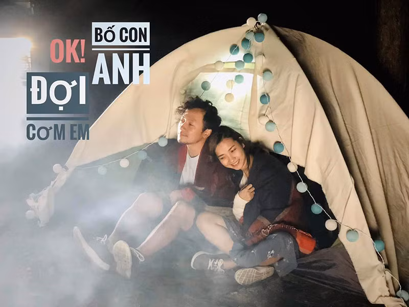 Sau khi cưới cũng vậy, trong mọi vấn đề, vợ chồng Tiến Đạt thường ngồi chia sẻ và hỏi ý kiến nhau, phân tích rồi sẽ thống nhất trên ý nào tốt nhất.