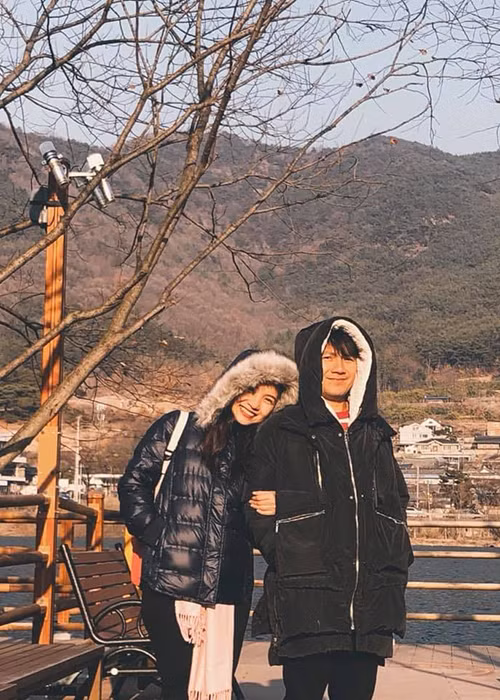 Năm 2019, Thụy Vy mang thai con trai đầu lòng. Cô khoe được chồng cưng chiều hơn sau khi có tin vui.