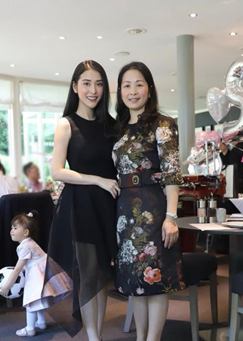 Mai Hồ không ít lần khoe mối quan hệ mẹ chồng nàng dâu tốt đẹp.