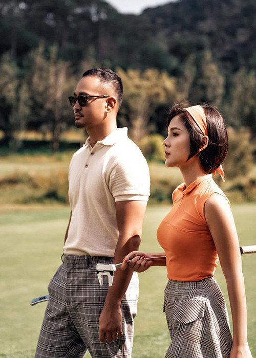 Thu Hoài là MC thể thao. Cô còn đóng phim: "Người phán xử", "Yêu thì ghét thôi", "Nhà trọ Balanha".