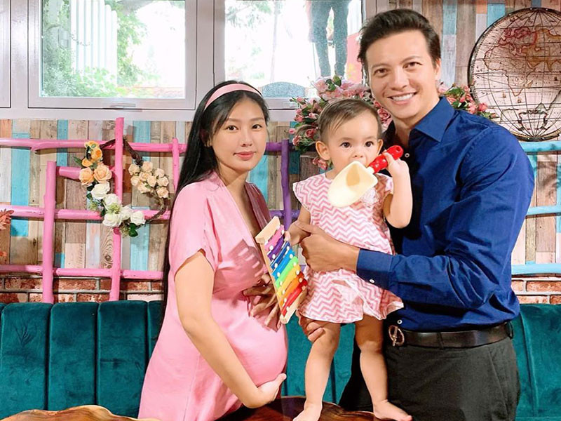 Cô nghén nhiều trong lần bầu bí thứ 2.