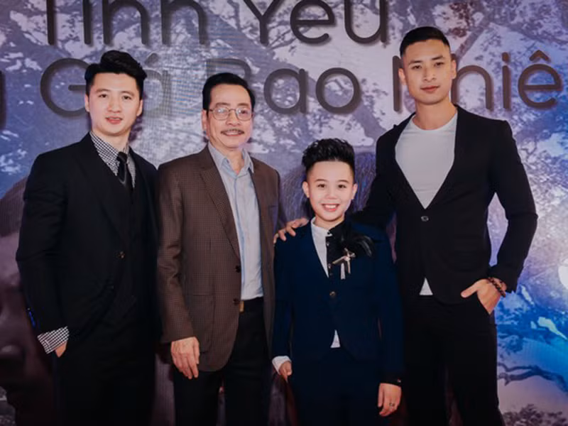 Trọng Hưng xuất thân là diễn viên, tốt nghiệp ngành Đạo diễn và Diễn viên điện ảnh của Đại học Sân khấu và Điện ảnh Hà Nội. Ảnh: Tiền Phong