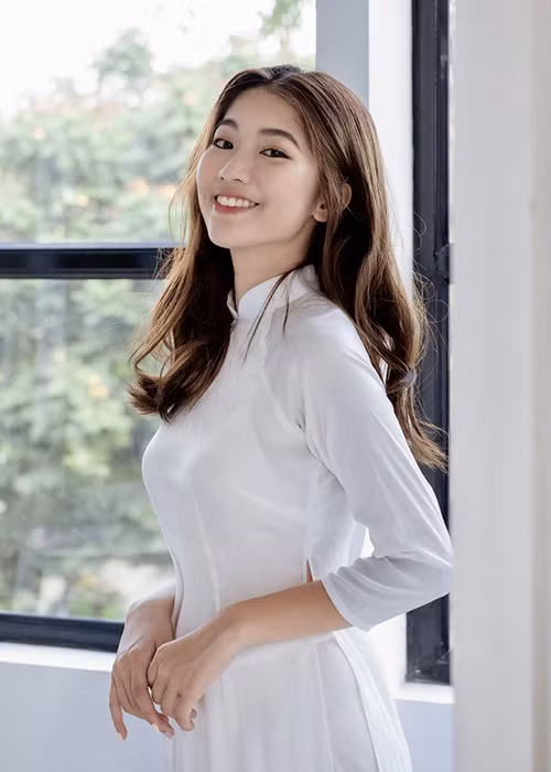 2K từng là thành viên của đội tuyển Học sinh giỏi Lịch sử Quốc gia năm lớp 11, 12 và đoạt được giải Ba trong kỳ thi Học sinh giỏi Quốc gia môn Lịch sử.