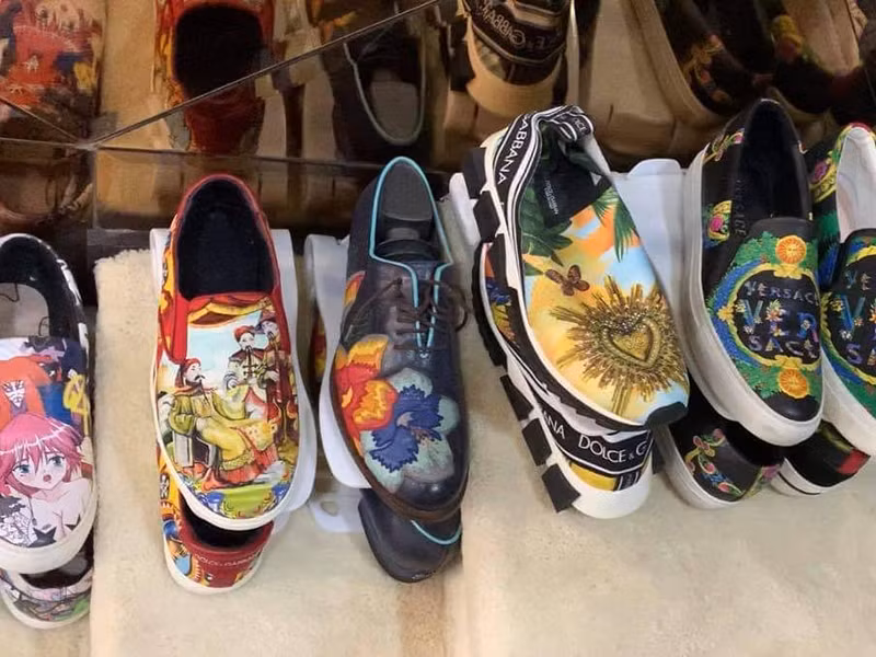 Đàm Vĩnh Hưng tỏ ra an tâm khi hợp tác với Dương Triệu Vũ thực hiện “thương vụ” thanh lý hàng hiệu.