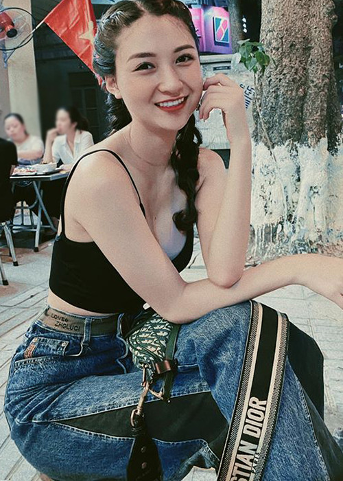 9X chia sẻ, cô từng làm ở VTVlive trực thuộc VTVcab.