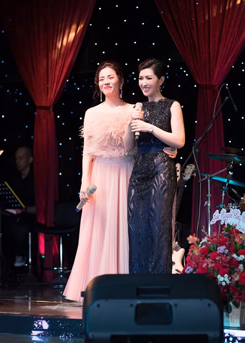 Đường tình duyên của đôi bạn thân dường như khá sóng gió. Ảnh: Lao động