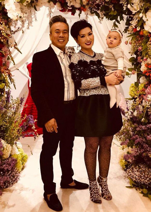 Hồng Nhung và người chồng thứ hai có một cô con gái chung. Ảnh: Ngôi sao
