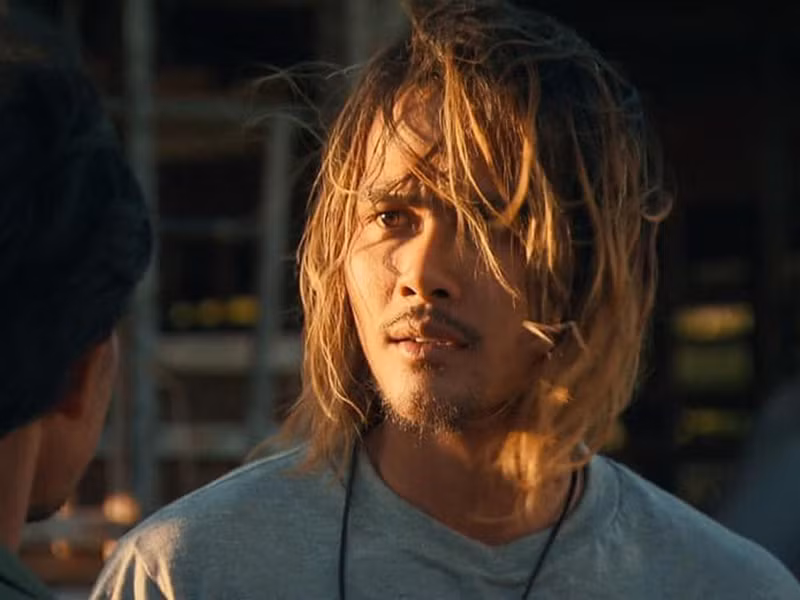 Hữu Thanh Tùng nhận được sự chú ý của nhiều khán giả khi góp mặt trong bộ phim "Cát đỏ".