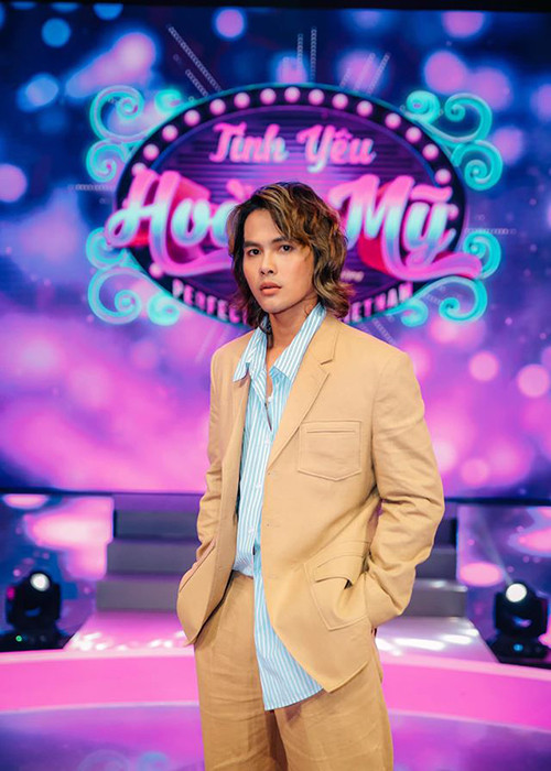 Trong chương trình "Tình yêu hoàn mỹ", Thanh Tùng được một nữ Việt kiều Australia tỏ tình nhưng nam diễn viên từ chối vì anh không còn thích yêu xa.